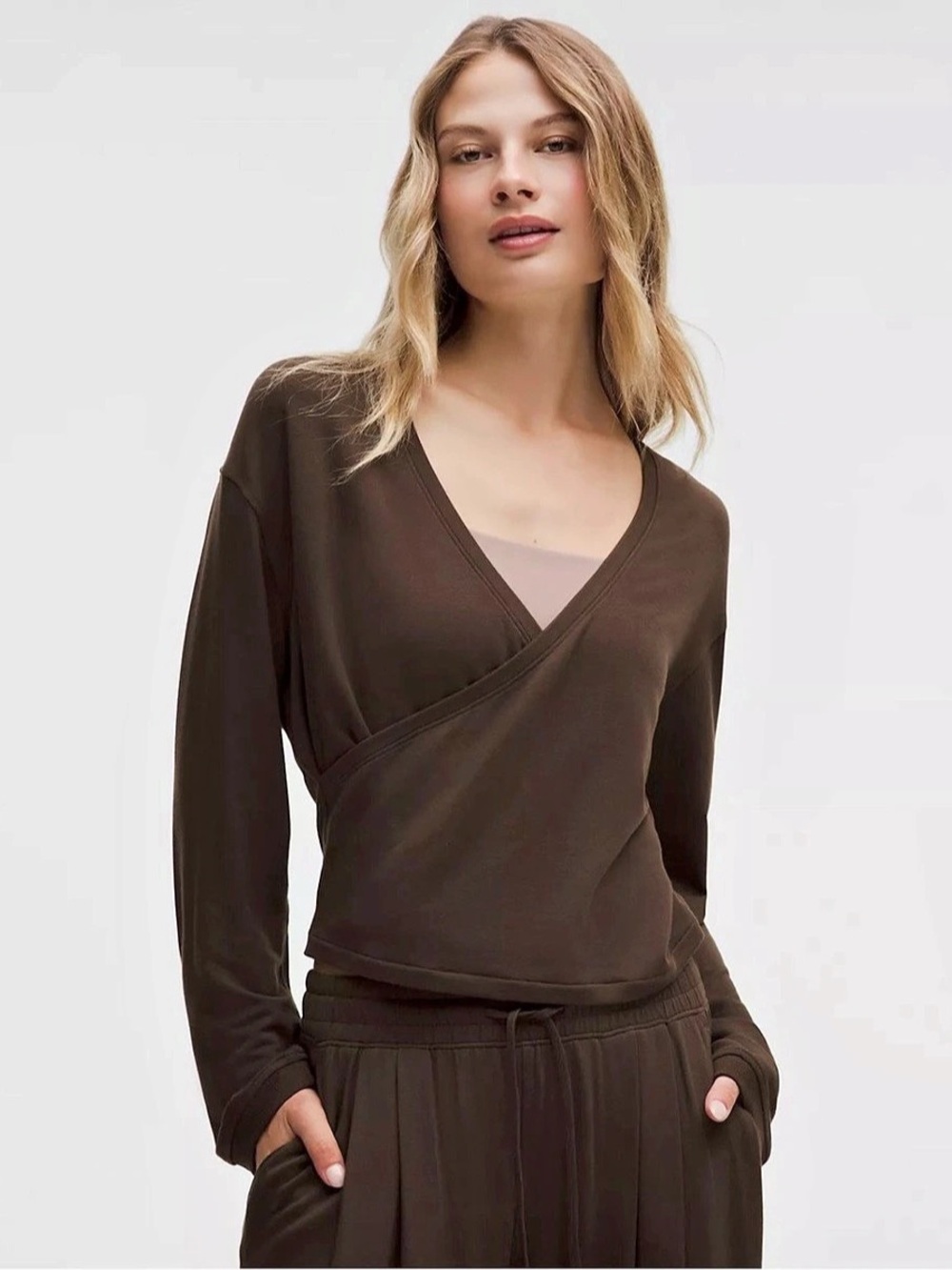 Lululemon Wrap Top Wrap Long Sleeve Top in Walnut Size Medium NWOT